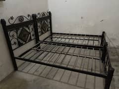 2 single iron bed Location Taxila cant