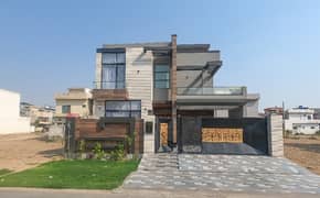 Prime Location 10 Marla House Is Available For Sale In Central Park - Block A
