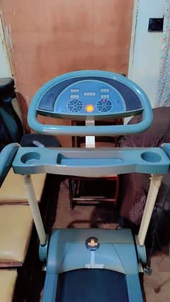 treadmill running and jogging machine 120 kg weight spotted