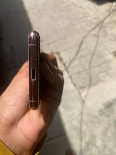 Gaming mobile Back break Performance 10 /10 PUBG 60 fps provide
