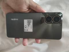 realme