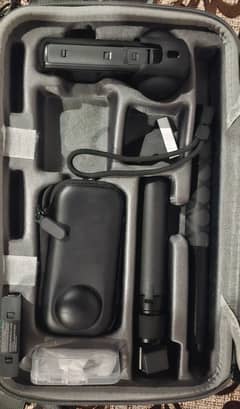 Insta 360 x4 with box (like new)