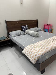 Wooden bed set from Habitt