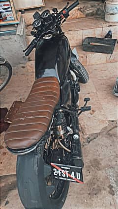 Gs 150 suzuki Cafe racer up for grabs details in description