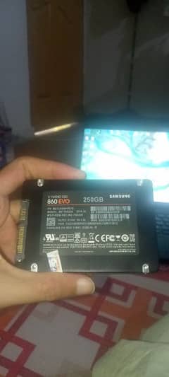 original Samsung Evo 6.5 speed 250 GB SSD hard drive for sale