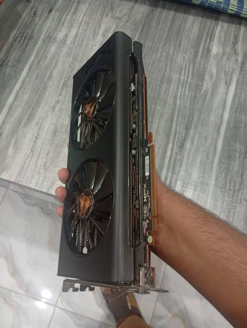 AMD XFX RX 5600 XT 6 GB VRAM, PERFORMANCE SLIGHTLY BETTER THEN RTX2060 2