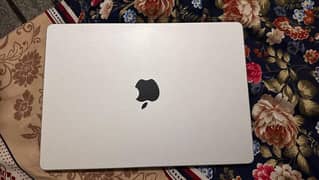 Apple MacBook Pro 14-inch M2 Pro & M2 Mix Chip