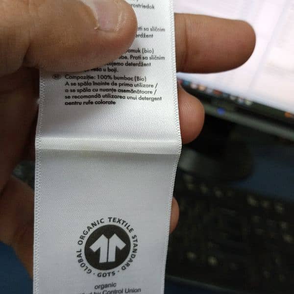 All types of printings and designing works. 6
