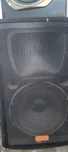 speaker set for sale with amplifier negotiable