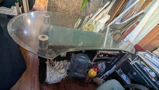 office table  condition 10/8 with tempered glass
