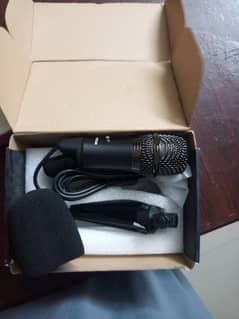 Condenser microphone