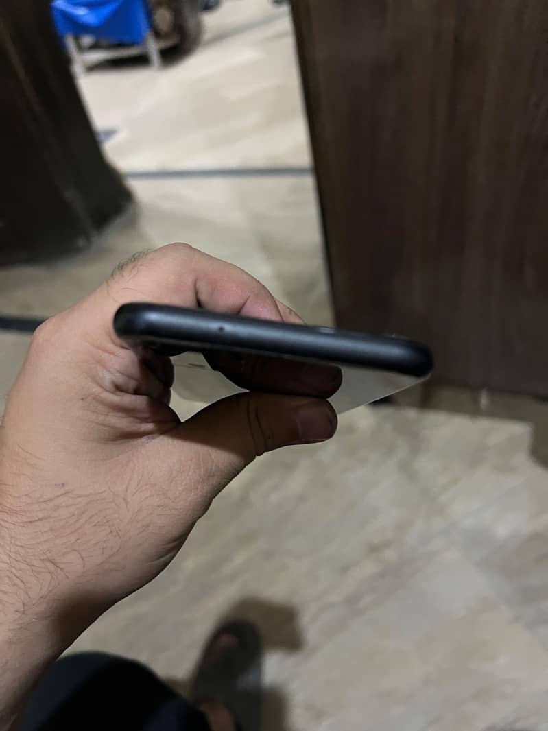 Google Pixel 4xl 9/10 physical condition 1