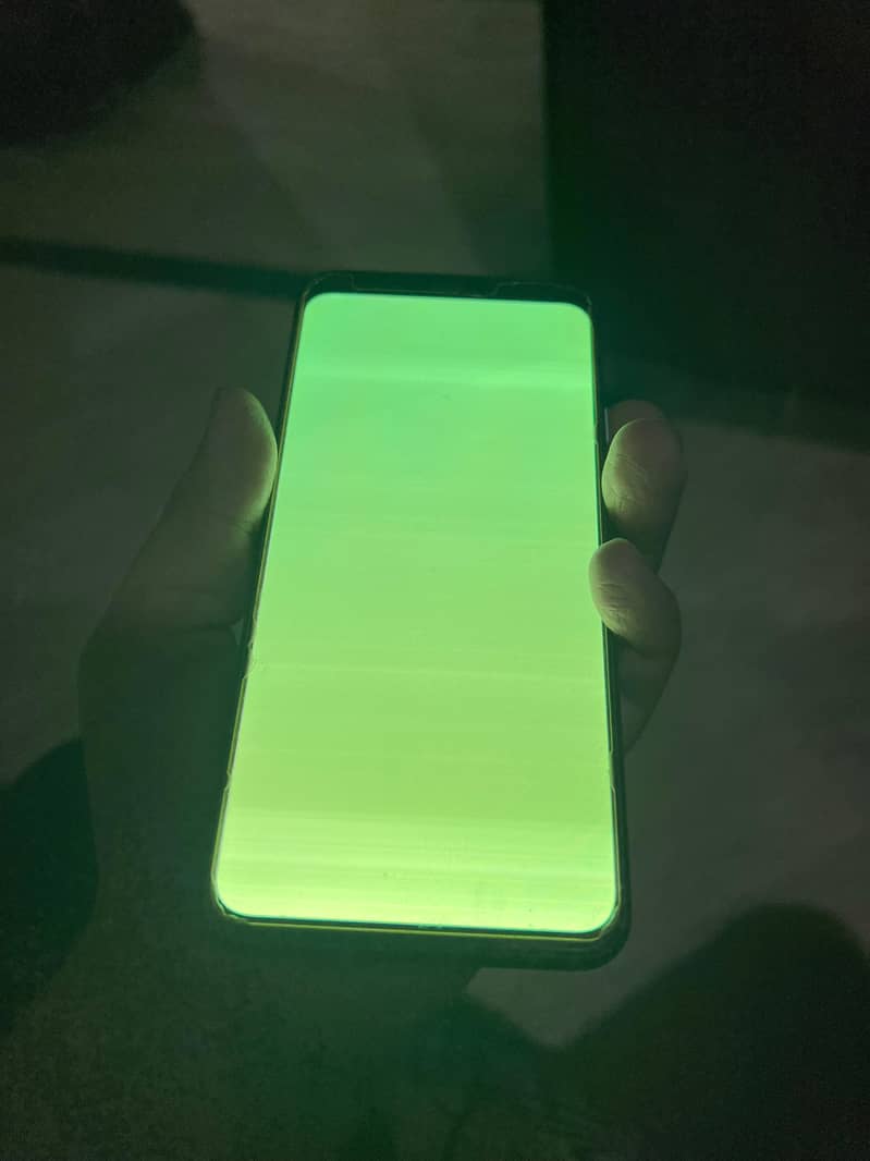 Google Pixel 4xl 9/10 physical condition 5