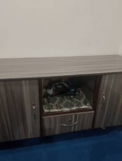 iron stand or draw table