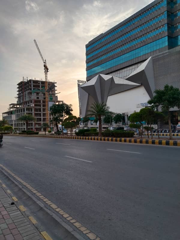 Gulberg Residencia block A 7 Marla plot available for sale 2