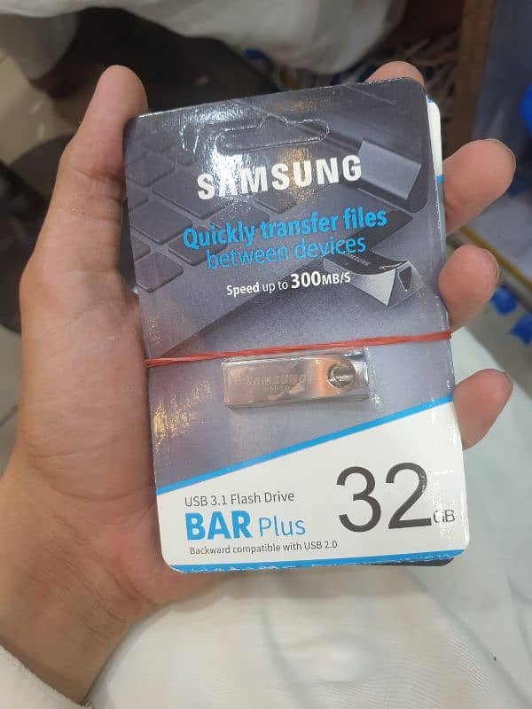 USB AND MEMORY CARD 1