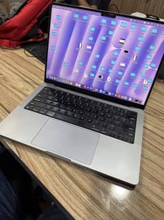 Macbook M1 Pro 14 inch