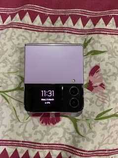 Z Flip 4