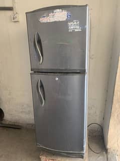 Dawlance refrigerator medium size