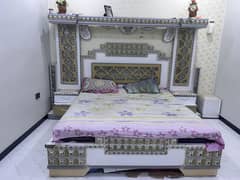 bedroom set