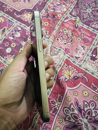 iPhone 15 Pro max Natural Titanium 1TB NON PTA