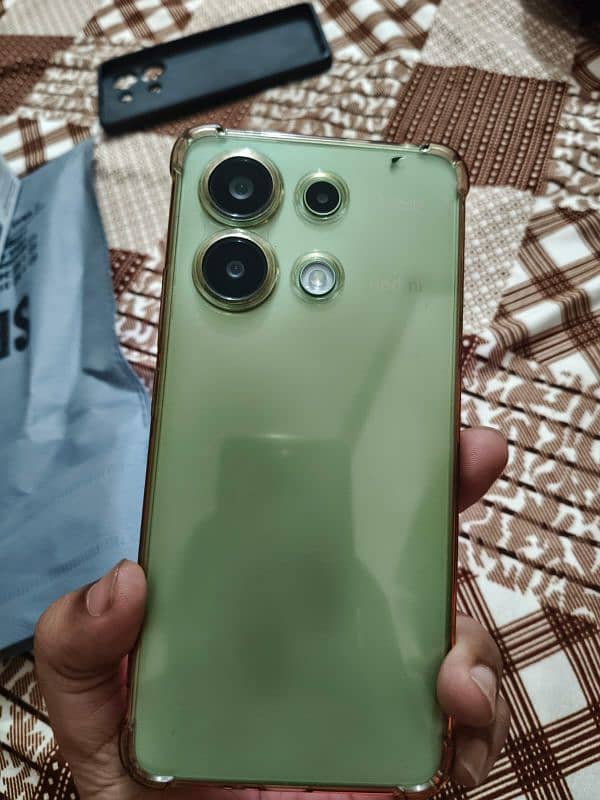 Xiaomi Note 13 in 10/10 condition (spots on left bottom of display) 0