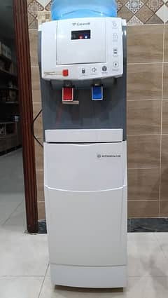 water dispensor just like new