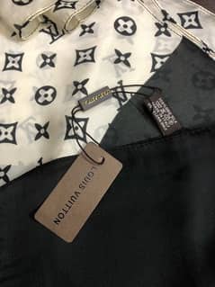 Branded Silk Stallers for Ladies LOUIS VUITTON
