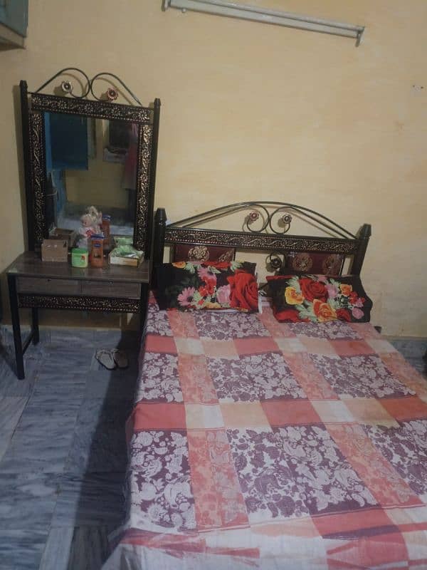 Bed . Matrix . dressing table 2
