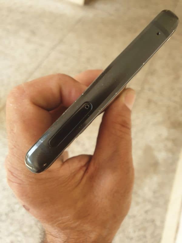 Samsung note9 6/128 dual sim only sim call no chat data of hota he 6