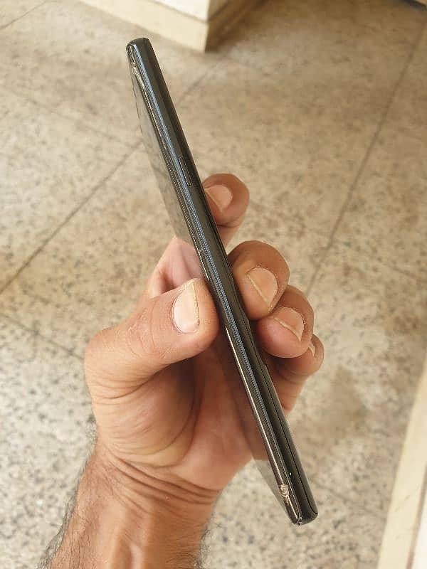 Samsung note9 6/128 dual sim only sim call no chat data of hota he 8