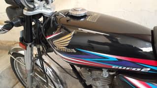 Honda 125 2018 B modal biometric majood hai
