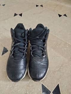 Football shoes Under Armour UK 5 size shoes hard rims