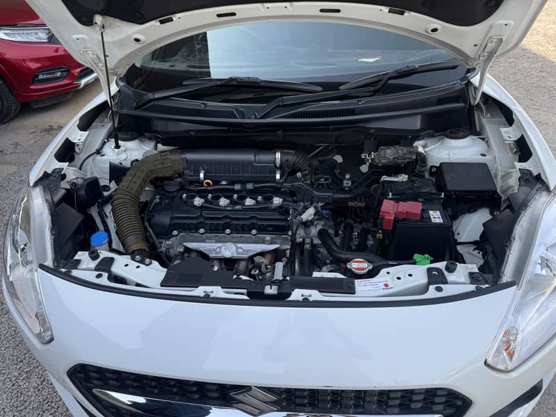 Swift 2023 GL CVT 3