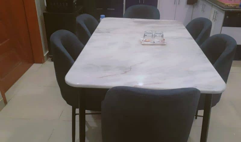 Dinning - 6 Seaters 5