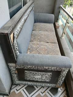 sofa like new