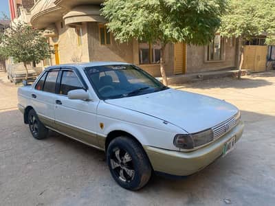 Nissan Sunny 1993