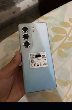 TECNO CAMON 40