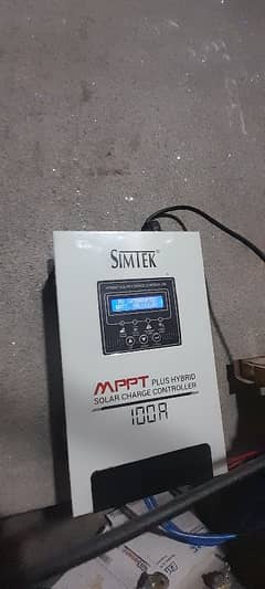 Simtek MPPT Plus Hybrid  Solar Charge Controller 100A