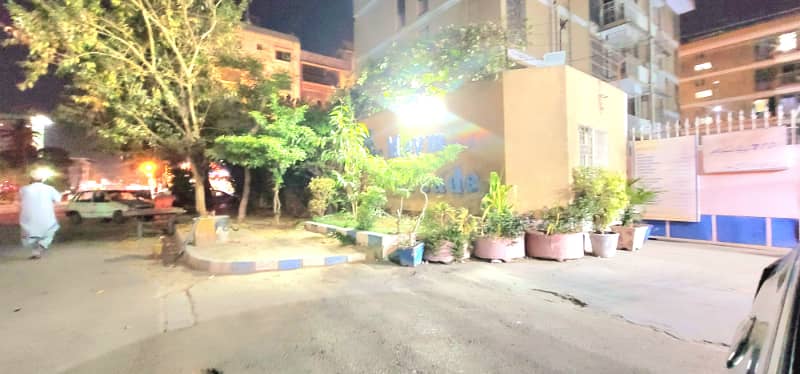 Flat in Maymar Arcade Gulshan e Iqbal Block 16 0