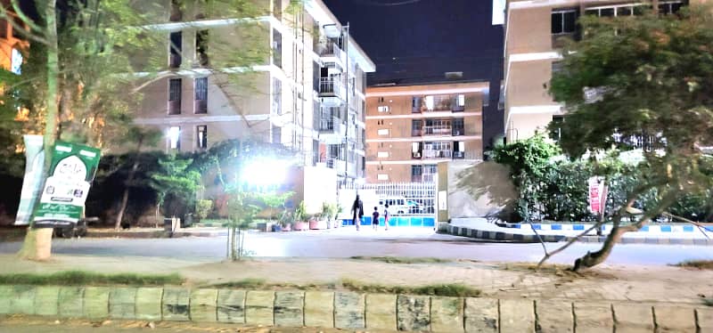 Flat in Maymar Arcade Gulshan e Iqbal Block 16 1