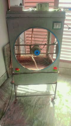 urgent sale 12v cooler with 12v supply