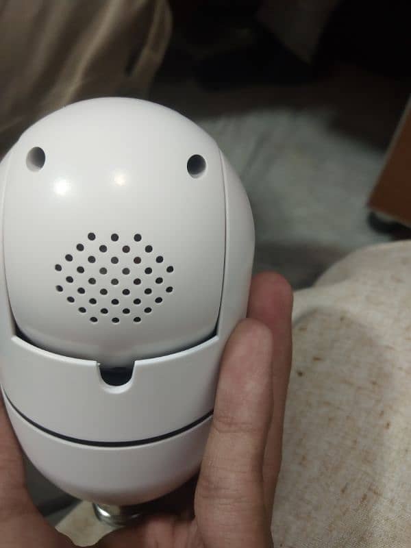 single lens camera 2