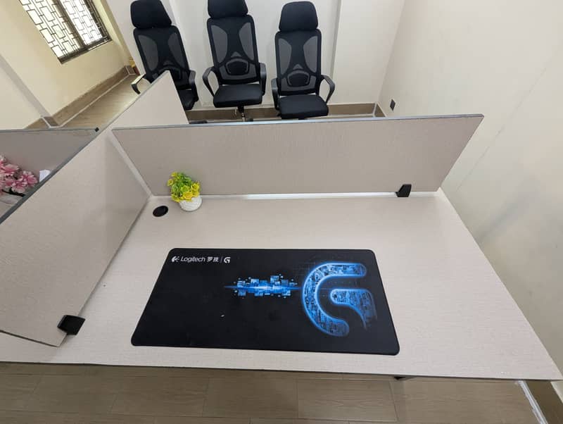 Workstation Laptop Table / Computer Table 3