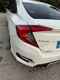 Civic Ug total original just 2 inch touching