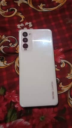 Tecno camon
