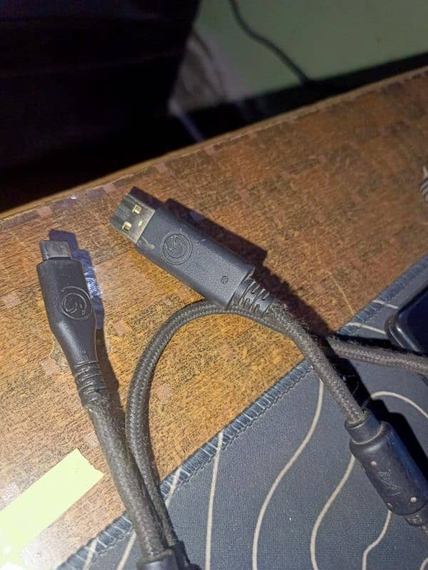ps4 controller copy and 3 meter nacon wire 9