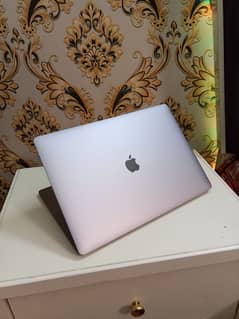 MacBook Pro 2018 Core i9