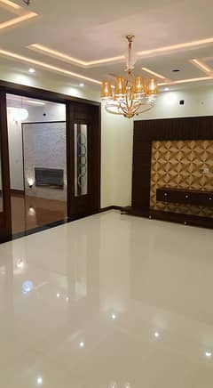 10 Marla Lower Portion For Rent In Park View City Lahore