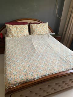 queen bed with moltyfoam spring mattress + sidetables